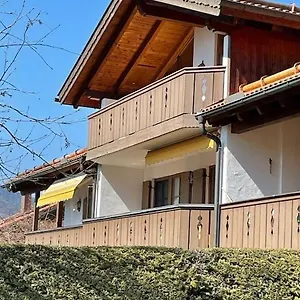 Apartment Oberammergau, Im Gemuetlichen Dachgeschoss, Oberammergau